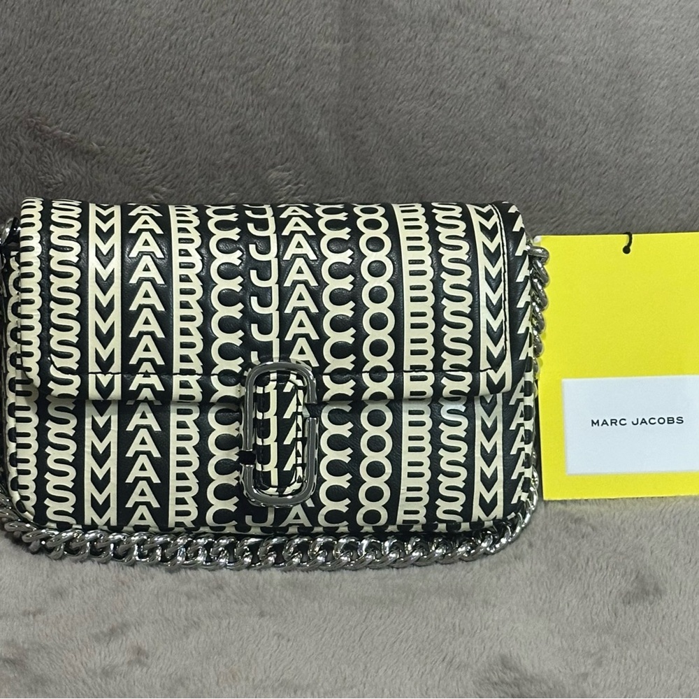 Marc Jacobs Black and Cream Women's Multi-Use Purse